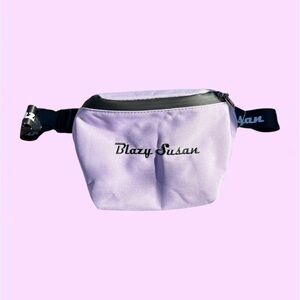 Blazy Susan purple smell-proof fanny pack